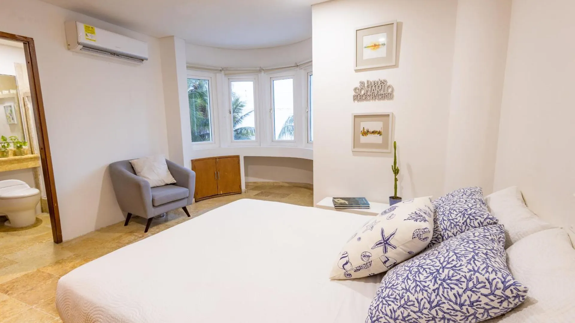 Ferienwohnung Luxury 3Br Apto. Salida A Playa Piscina Jacuzzi Cartagena  Apartment