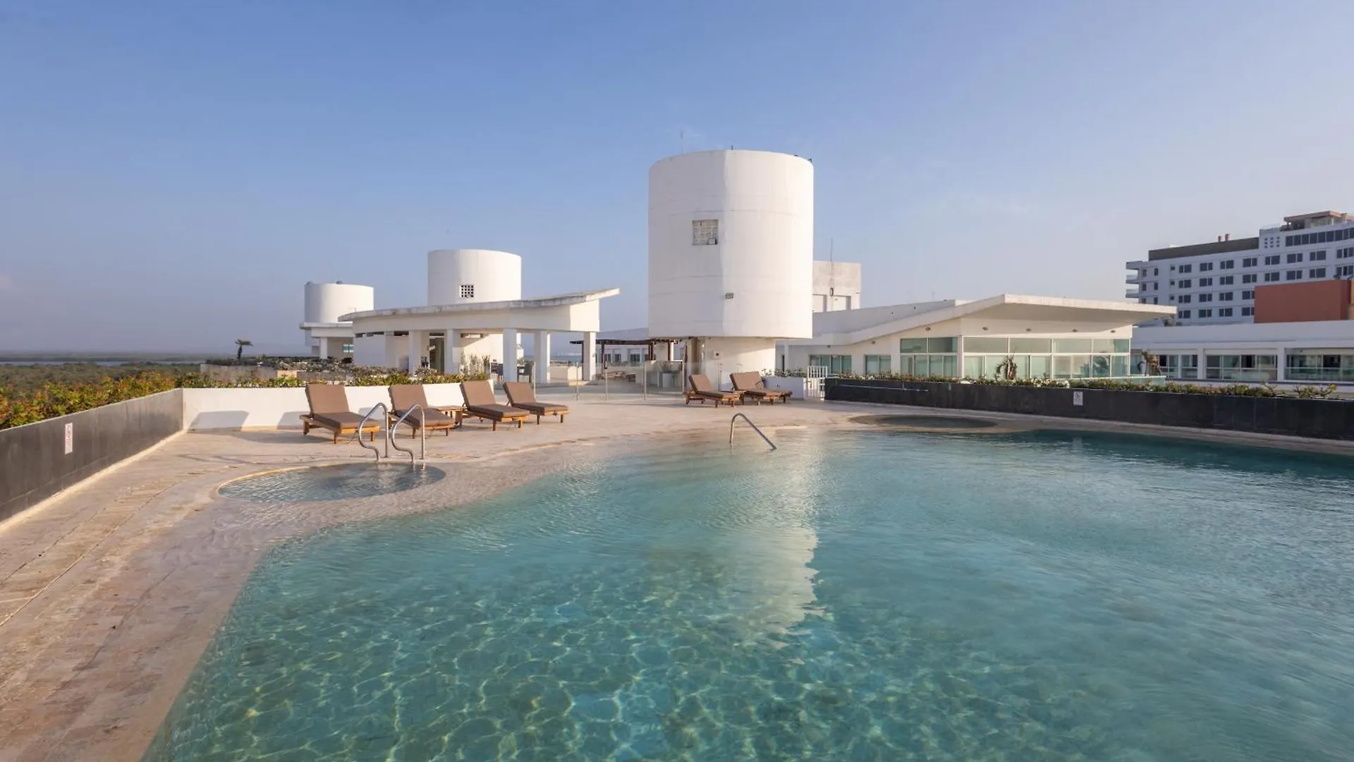 Apartment Ferienwohnung Luxury 3Br Apto. Salida A Playa Piscina Jacuzzi Cartagena